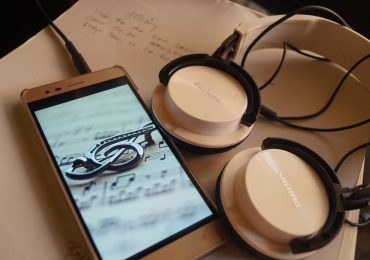 Digital Music Distribution Agreement - How does a digital music agreement or contract look?