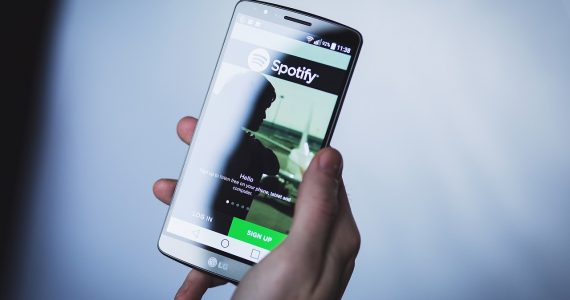 How to Make Your Own Podcast Spotify Playlists - Beatrisign Blog